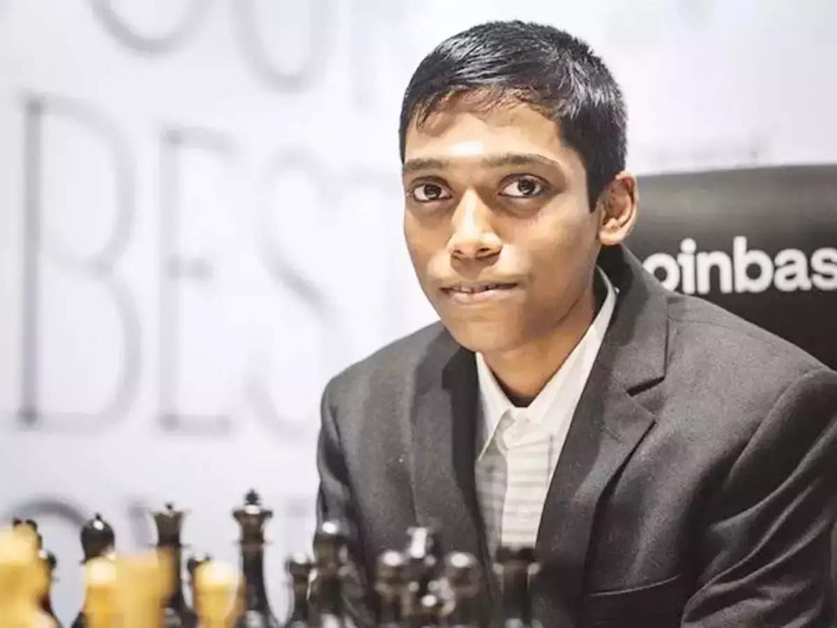 Fully deserved: Magnus Carlsen congratulates Praggnanandhaa after losing to  Indian GM